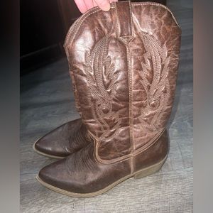 American Eagle Cowboy Boots, Size 9